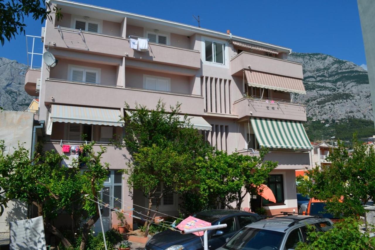 Apartments Vukadin Makarska Exterior photo